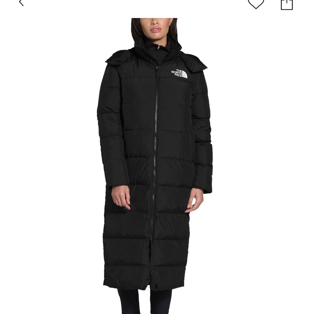 Brand New Never Worn Relaxed Fit North Face Jacket- Be Winter Ready